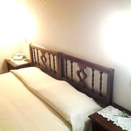 Otel Nuovo Suisse