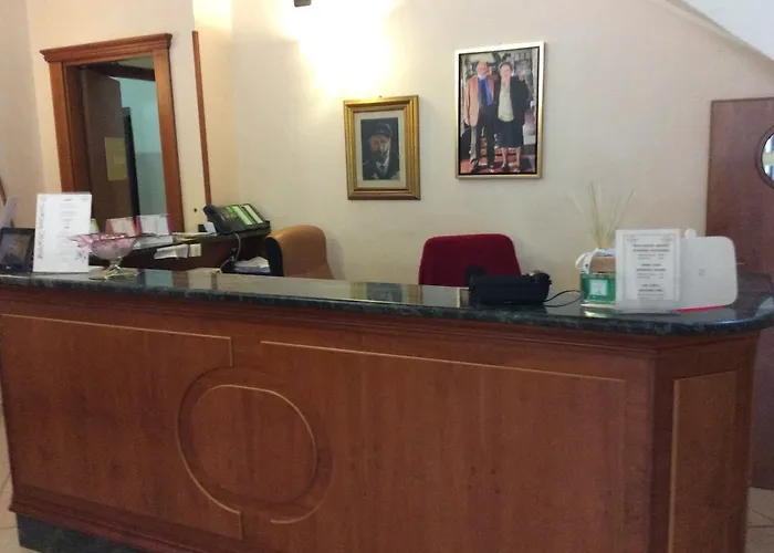 Nuovo Suisse Szálloda Alassio